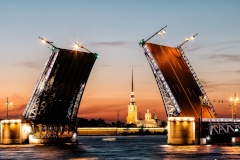 Александр Беглов: «Поющие мосты» соединяют классическую музыку с неповторимой красотой Петербурга