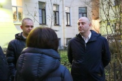 Временно исполняющий обязанности главы администрации Центрального района Александр Векслер проверил выполнение поручений по обращению жительницы Центрального района