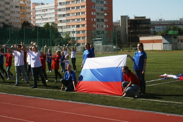 Кировский район отметит День Флага праздничной программой