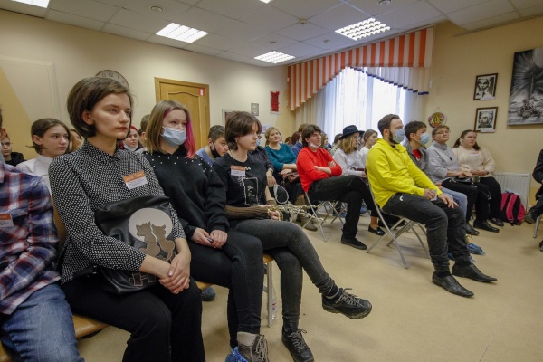 Библиотека «Интеллект» провела полуфинал районного конкурса - Чемпионат по чтению «Прочти, чтобы я тебя увидел»