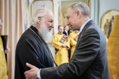 Патриарх Кирилл возглавил Божественную литургию в Иоанновском монастыре