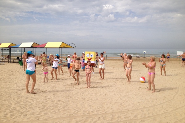 В лагерях Ленинградской области и южных санаториях отдохнули почти 1,5 тысячи юных кировчан