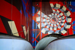 Александр Беглов: Завершен монтаж панно в вестибюле станции новой Красносельско-Калининской линии «Путиловская»