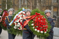 На Серафимовском кладбище почтили память погибших воинов-интернационалистов