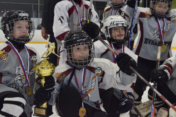 Турнир по хоккею на Кубок главы Невского района 2022