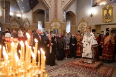 В канун дня памяти великомученика Георгия Победоносца, 5 мая, митрополит Санкт‑Петербургский и Ладожский Варсонофий совершил Всенощное бдение в храме великомученика Георгия Победоносца в Купчино