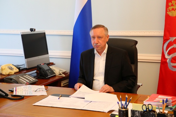 Совещание Полномочного представителя Президента РФ в СЗФО Александра Гуцана с главами регионов