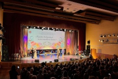 Сотрудники социальной сферы и учреждений здравоохранения района принимают поздравления с профессиональным праздником