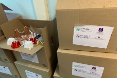 Петербургские студенты передали медикам Мариинской больницы средства индивидуальной защиты