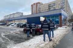 В Выборгском и Красногвардейском районах от двух незаконных торговых павильонов освобождаются земельные участки общей площадью около 900 квадратных метров