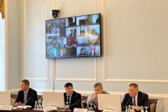Защита пожилых граждан от мошенников и усиление антитеррористических мер в объектах жилого фонда: в Смольном прошло заседание Комиссии по профилактике правонарушений
