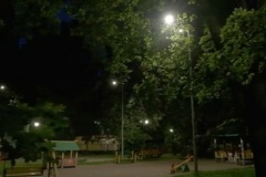В квартале у Комсомольского сквера Кировского района обновлено уличное освещение