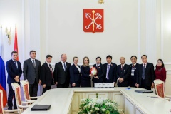 Парламентская делегация Социалистической Республики Вьетнам посетила Смольный