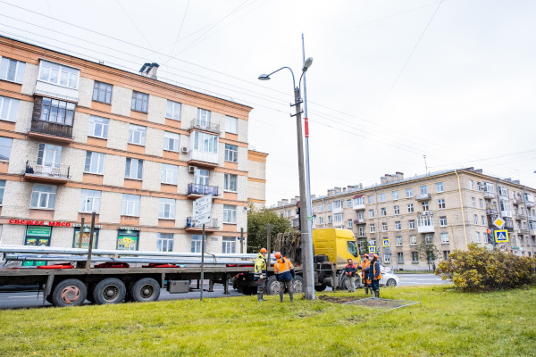На Варшавской улице появятся современные светодиодные фонари