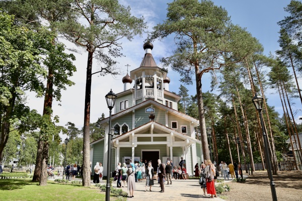 Освящение храма Петра и Февронии Муромских