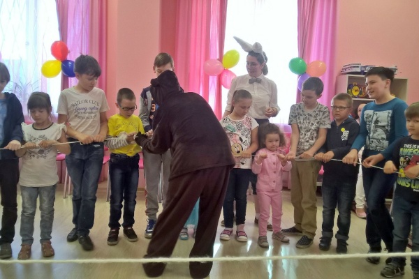 Праздник «К соседям пойдешь, друзей обретешь» прошел в Центре социальной реабилитации Невского района