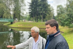 Петербург продолжает борьбу с сине-зелёными водорослями
