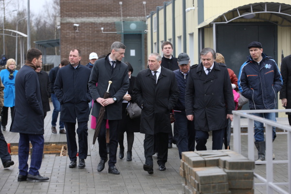 Главный федеральный инспектор по Санкт‑Петербургу посетил Петродворцовый район