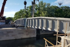 Обновленное пролетное строение Докового моста установили в Кронштадте