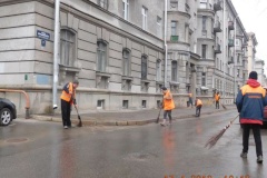 Уборка Московского района проходит ежедневно