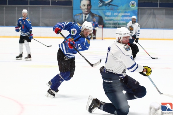 В Санкт‑Петербурге при поддержке Общественной палаты провели хоккейный турнир «Кубок Союза десантников России»
