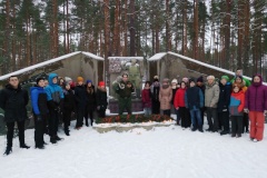 Молодежь Кировского района посетила Лужский рубеж