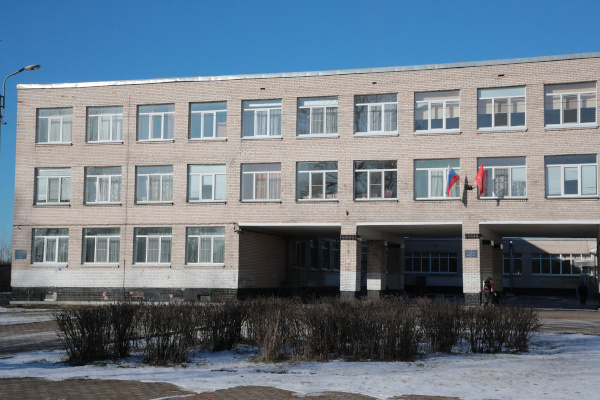 В кронштадтской школе №425 имени академика Капицы были торжественно открыты три кадетских класса