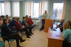 Виктор Полунин провел рабочую встречу в поликлинике 52