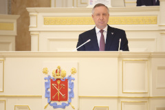 Александр Беглов представил бюджет на 2026 и последующие годы в Законодательном Собрании Санкт‑Петербурга