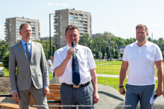 В Московском районе открылась современная площадка для четвероногих друзей