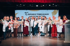 Изо-студии «Отражение» вручили свидетельство «Народного коллектива любительского художественного творчества»