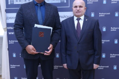 Глава администрации Виктор Полунин  поздравил медицинских сотрудников Выборгского района с Днем работника скорой помощи