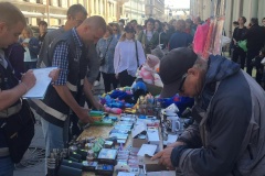 Рейд по борьбе с незаконной уличной торговлей проведен в Центральном районе Петербурга