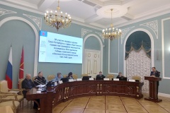 В Смольном обсудили премирование народных дружинников и их участие в мероприятиях, посвященных 80-й годовщине Победы в Великой Отечественной войне