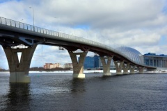 7 мая по мосту в створе Яхтенной улицы пройдут первые болельщики
