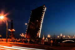 Изменения графика разводки Троицкого моста