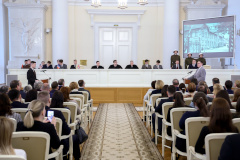 Будущие юристы представили в Смольном спектакль-реконструкцию эпизодов Нюрнбергского процесса