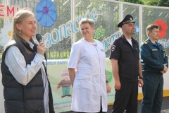 Традиционная акция «Безопасное лето» для юных жителей Центрального района состоялась в Джазовом сквере