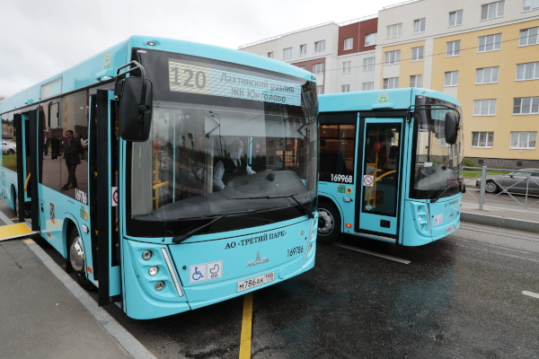 Запуск нового социального автобусного маршрута №120 из ЖК «Юнтолово»