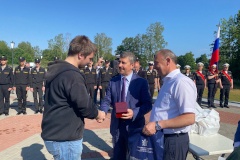 В Кронштадте торжественно проводили новобранцев на срочную службу