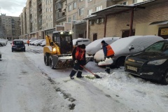 Уборка снега в Выборгском районе