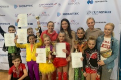 Выступление спортсменов СШ Центрального района на всероссийских соревнованиях по акробатическому рок-н-роллу в Раменском