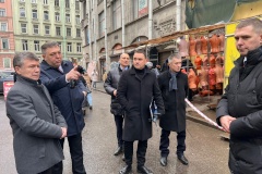 Более 30 нелегальных торговцев привлекли к ответственности на территории Апраксина двора