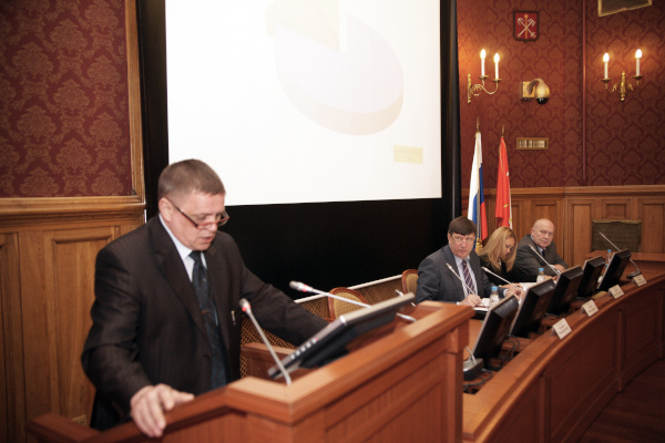 Бюджет Петроградского района в 2013 году был исполнен на 100%