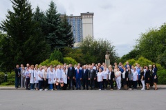 В Санкт‑Петербургском филиале МНТК «Микрохирургия глаза» отметили юбилей Святослава Федорова