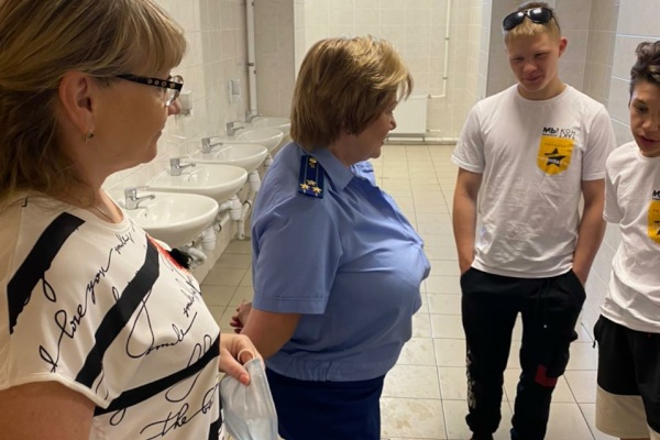 Военно-патриотические сборы как способ профилактики девиантного поведения подростков