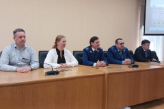 Администрация Петродворцового района совместно с прокуратурой проводит семинары по кибербезопасности