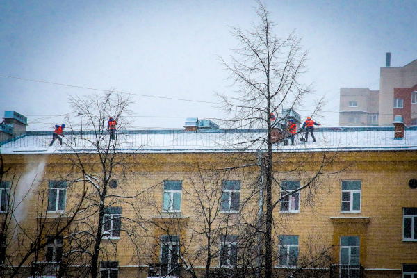 Объезд Московского района. Проверка комплексного капитального и текущего ремонта дома на Московском проспекте, 151А