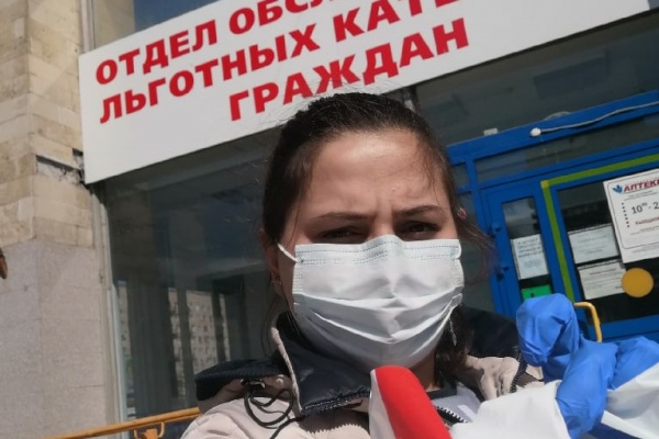 Волонтеры каждый день трудятся, помогая жителям Кировского района