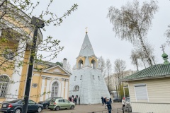 Вице-губернатор Владимир Омельницкий провел выездное совещание на объекте культурного наследия федерального значения Церковь Пресвятой Троицы «Кулич и Пасха»